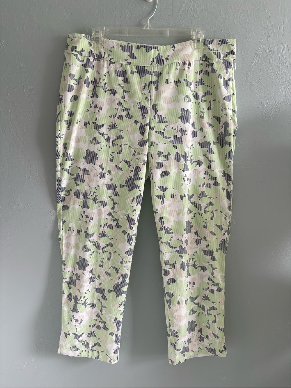 Izod Women Golf Print Ankle Pants in Navy Bright Green Floral Size14 Activewear